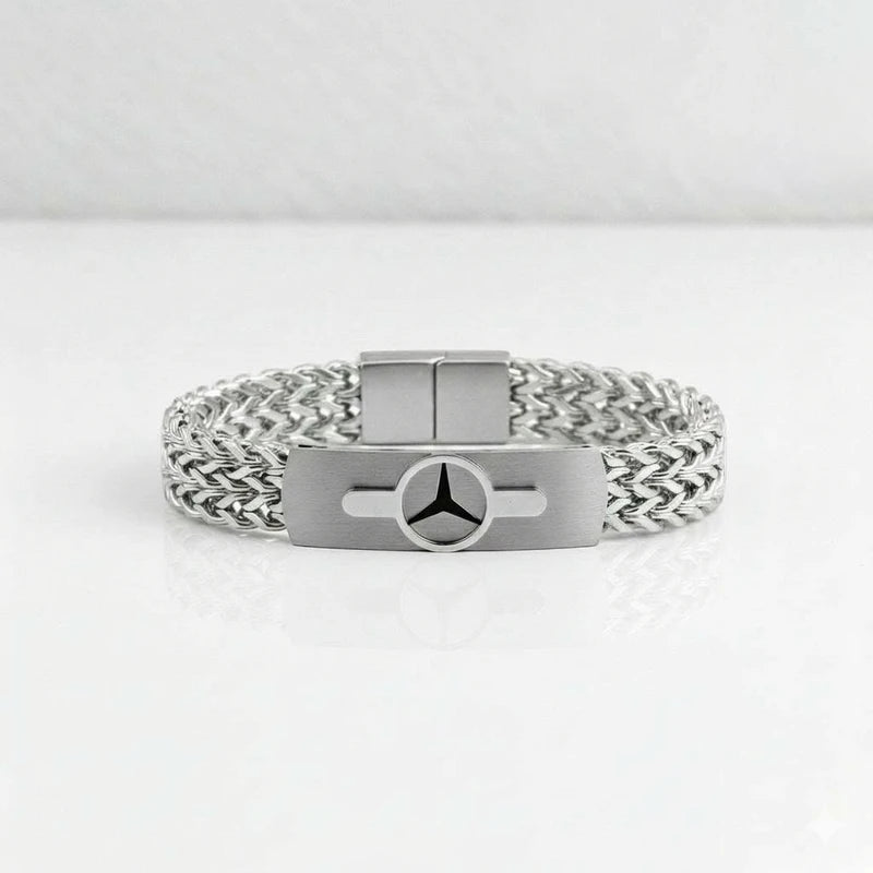The Legacy Mercedes Bracelet (silver)